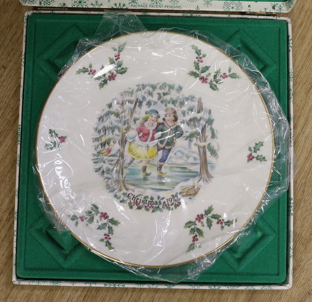 A collection of various commemorative boxed Wedgwood, and other, plates